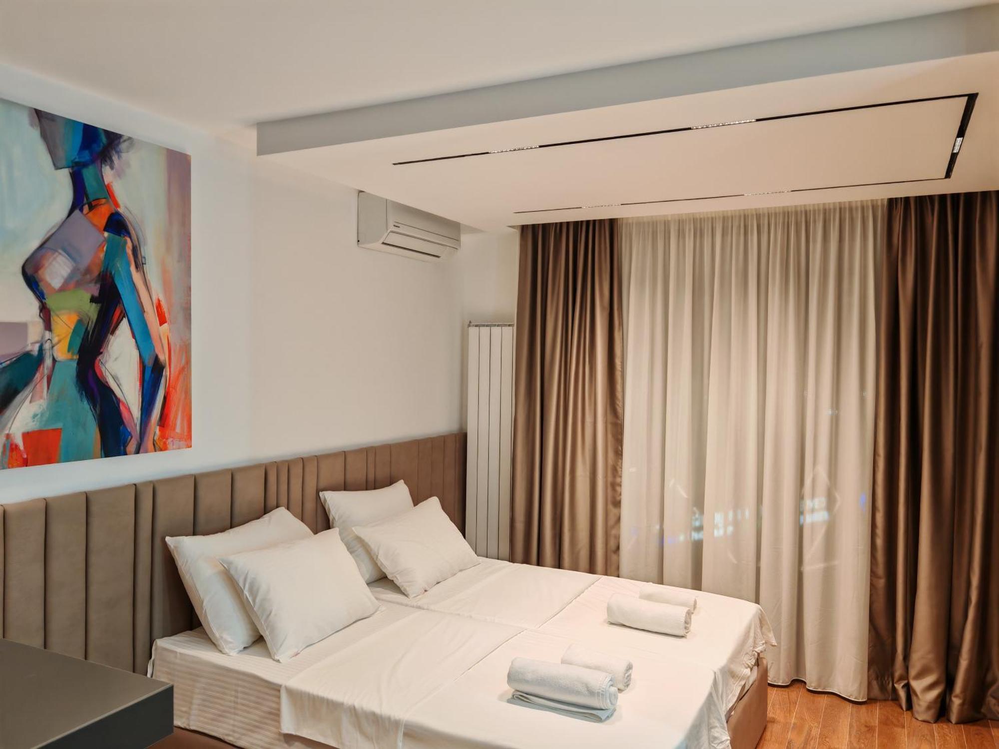 Planet Lux Apartment Nis